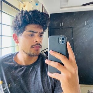 Meet your Posher, Harsha